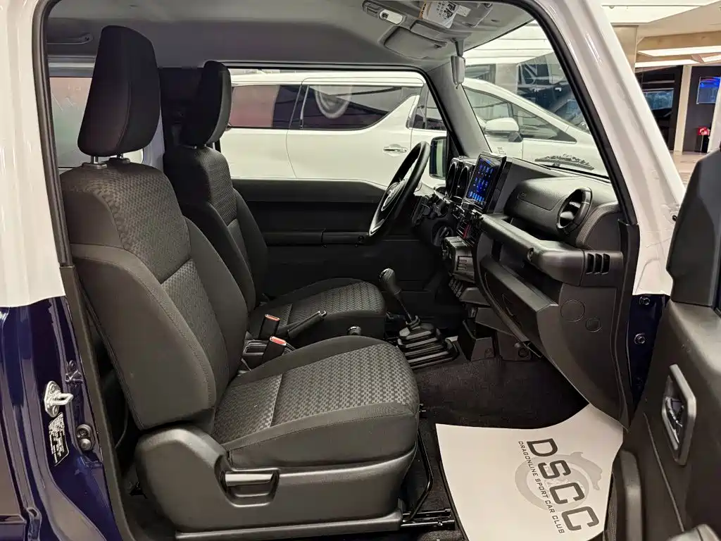 Suzuki Jimny — миниатюра 11