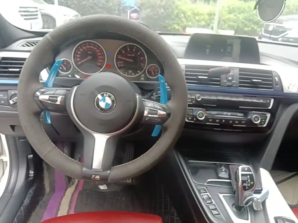 BMW 3 Series — миниатюра 11