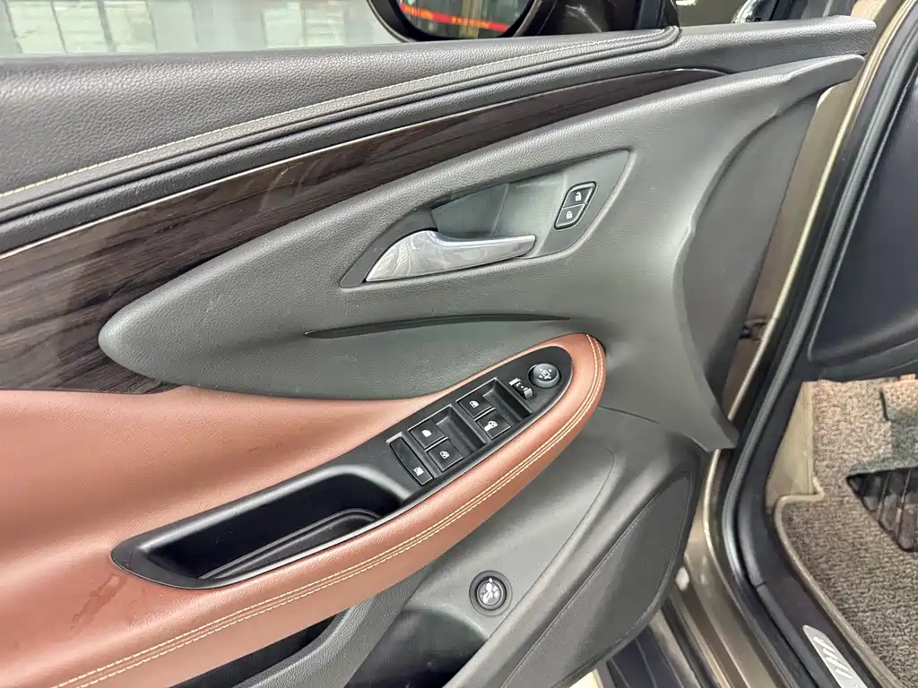 Buick Envision Plus — миниатюра 15