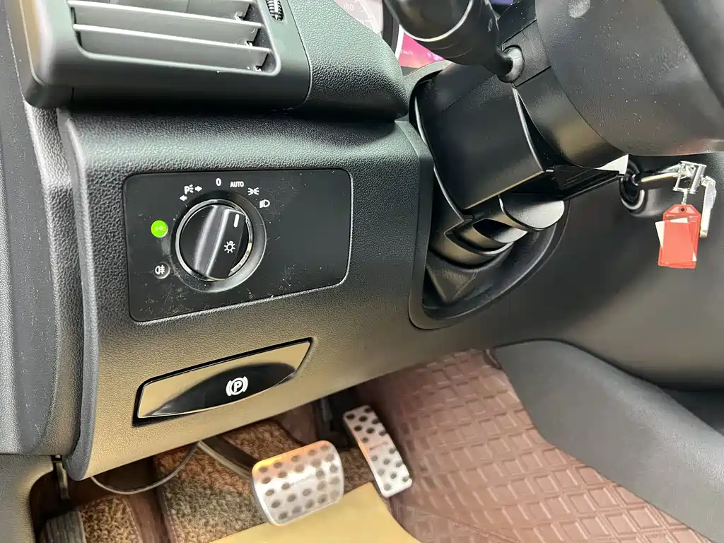 Mercedes-Benz R 2017 R 320 4MATIC