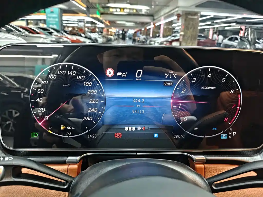 Mercedes-Benz S-Class — миниатюра 4