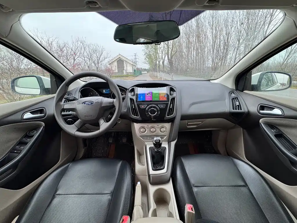 Ford Focus — миниатюра 9