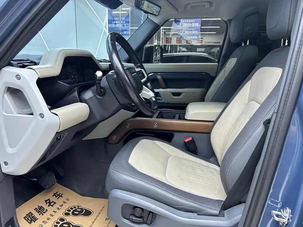 Land Rover Defender — миниатюра 7