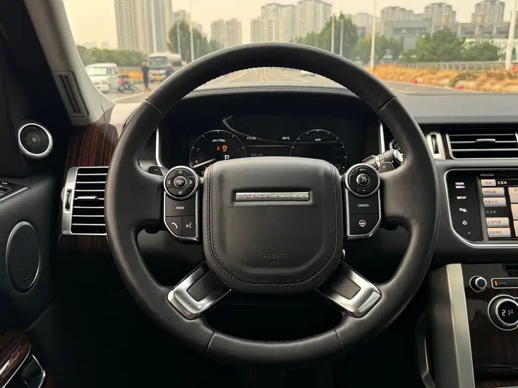 Land Rover Range Rover — миниатюра 29