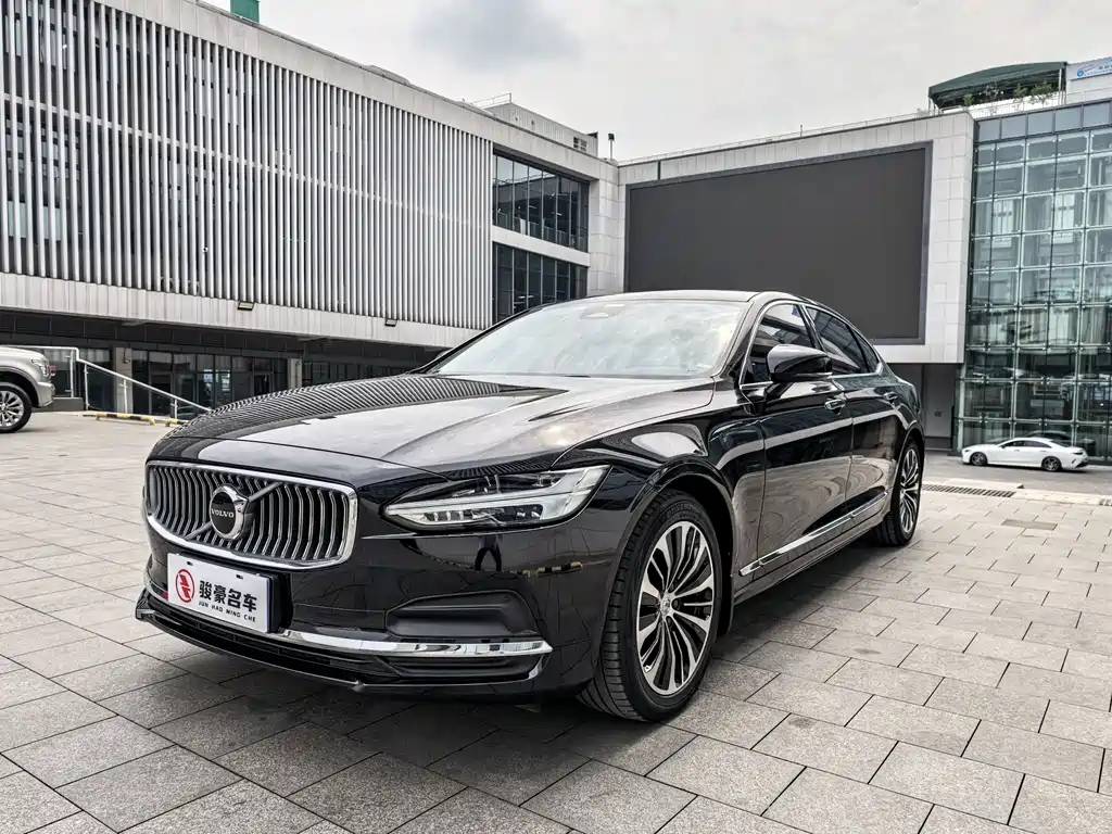 Volvo S90 2022