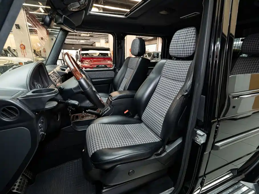 Mercedes-Benz G-Class — миниатюра 6