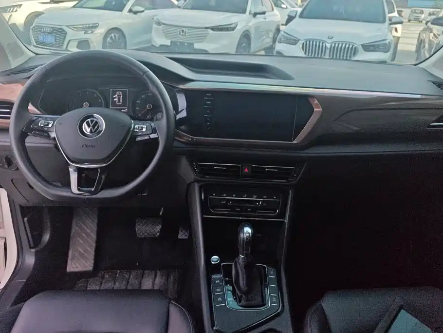Volkswagen Tharu — миниатюра 12