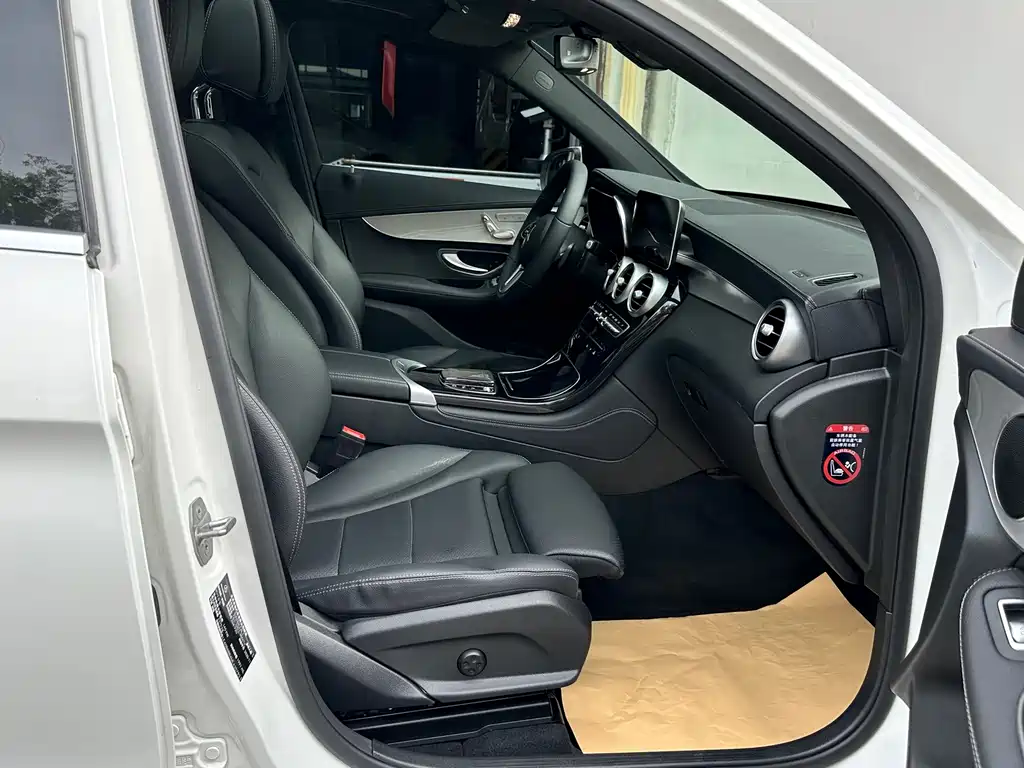 Mercedes-Benz GLC — миниатюра 8