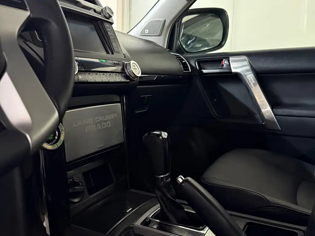 Toyota Prado — миниатюра 7
