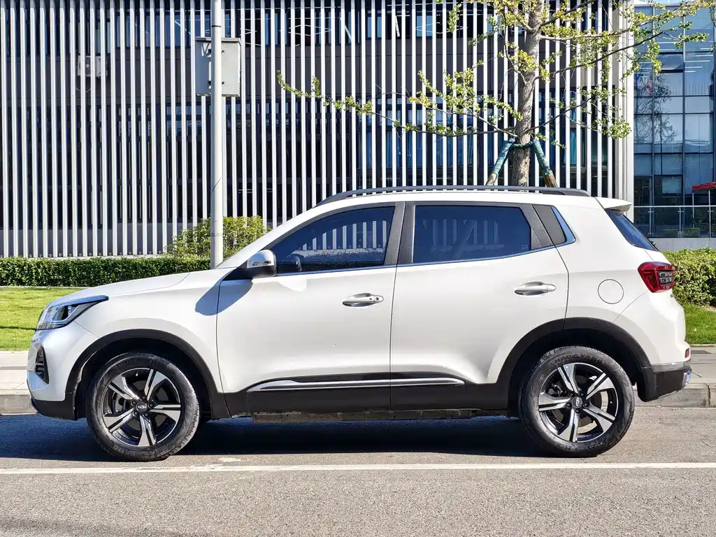 Chery New Energy Tiggo e — миниатюра 9