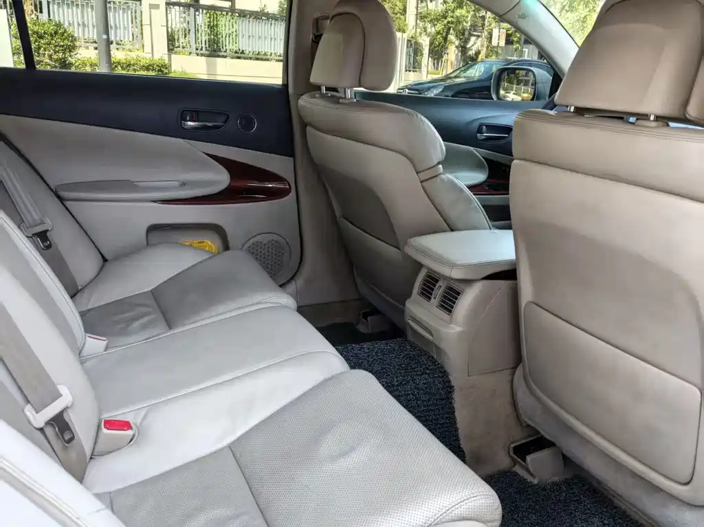 Lexus GS — миниатюра 6