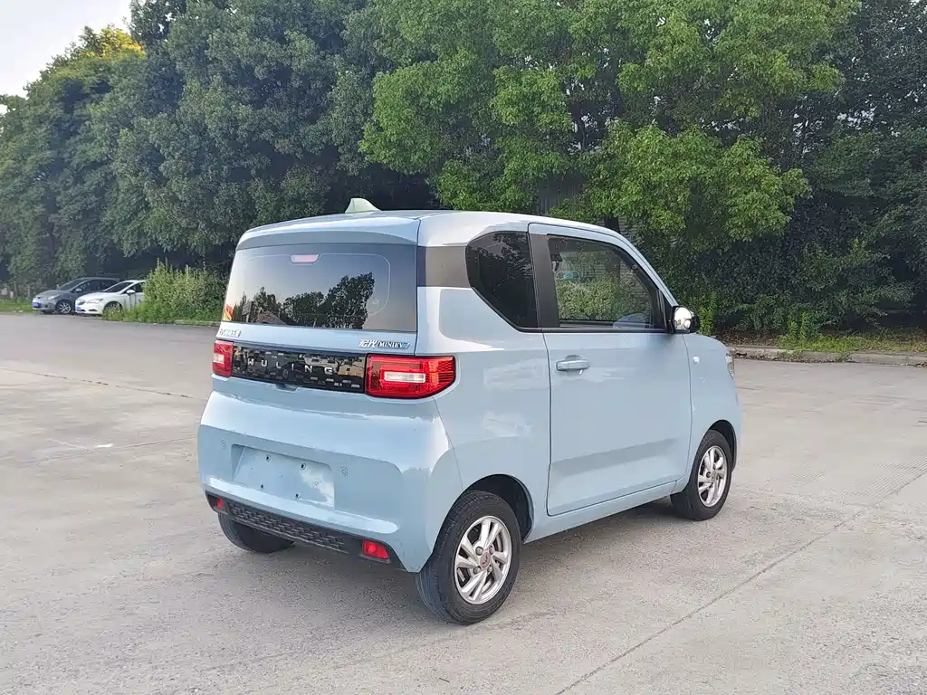 Wuling MINIEV — миниатюра 5