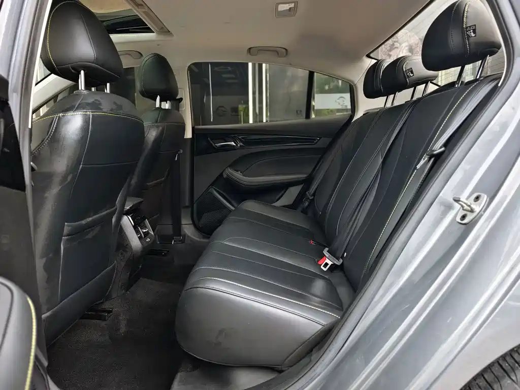 Roewe i5 — миниатюра 10