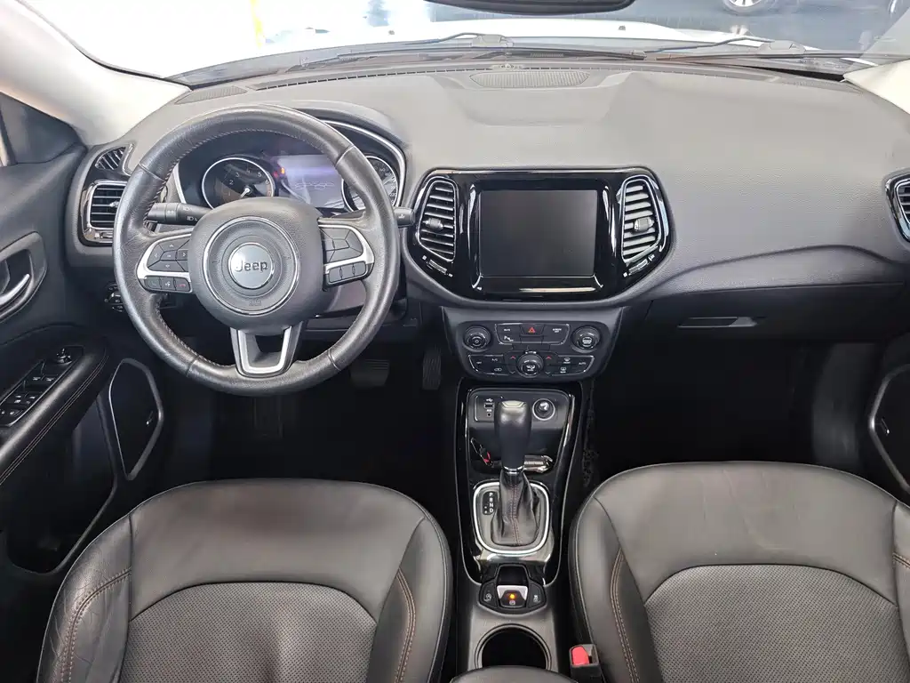 Jeep Compass 200T Auto Premium Enjoy Edition, фото 11