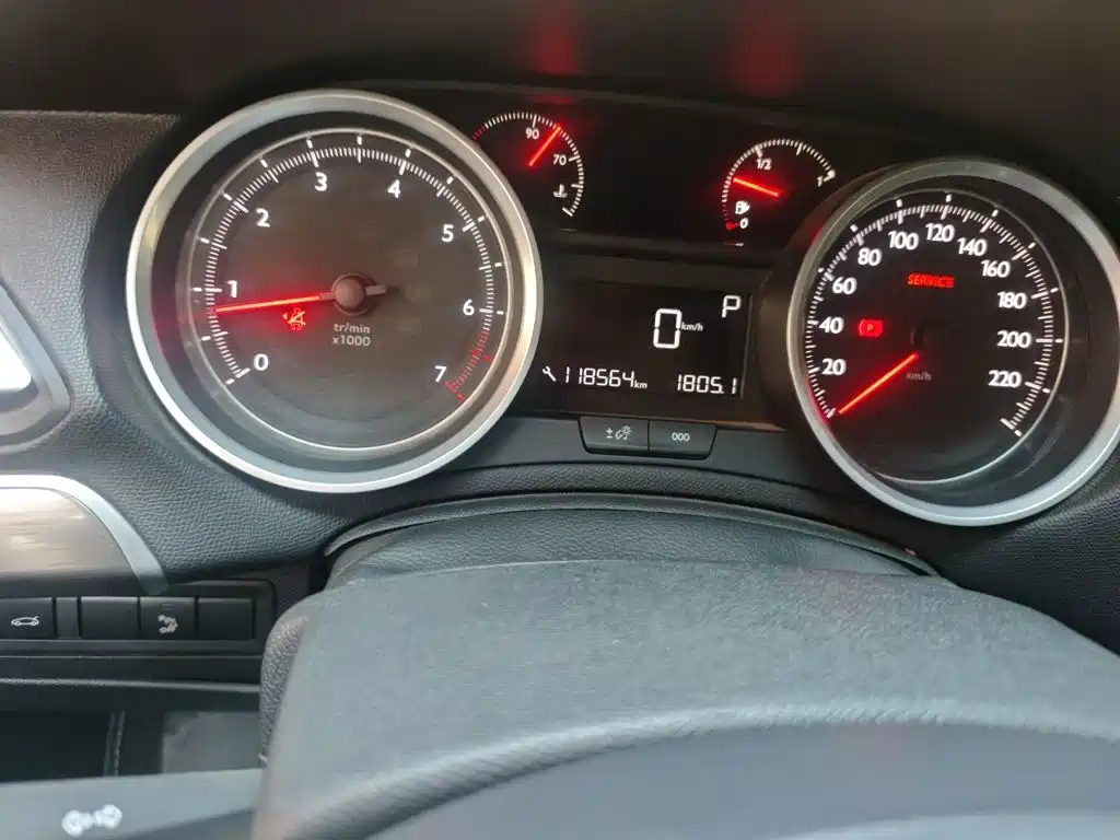 Peugeot 408 — миниатюра 5
