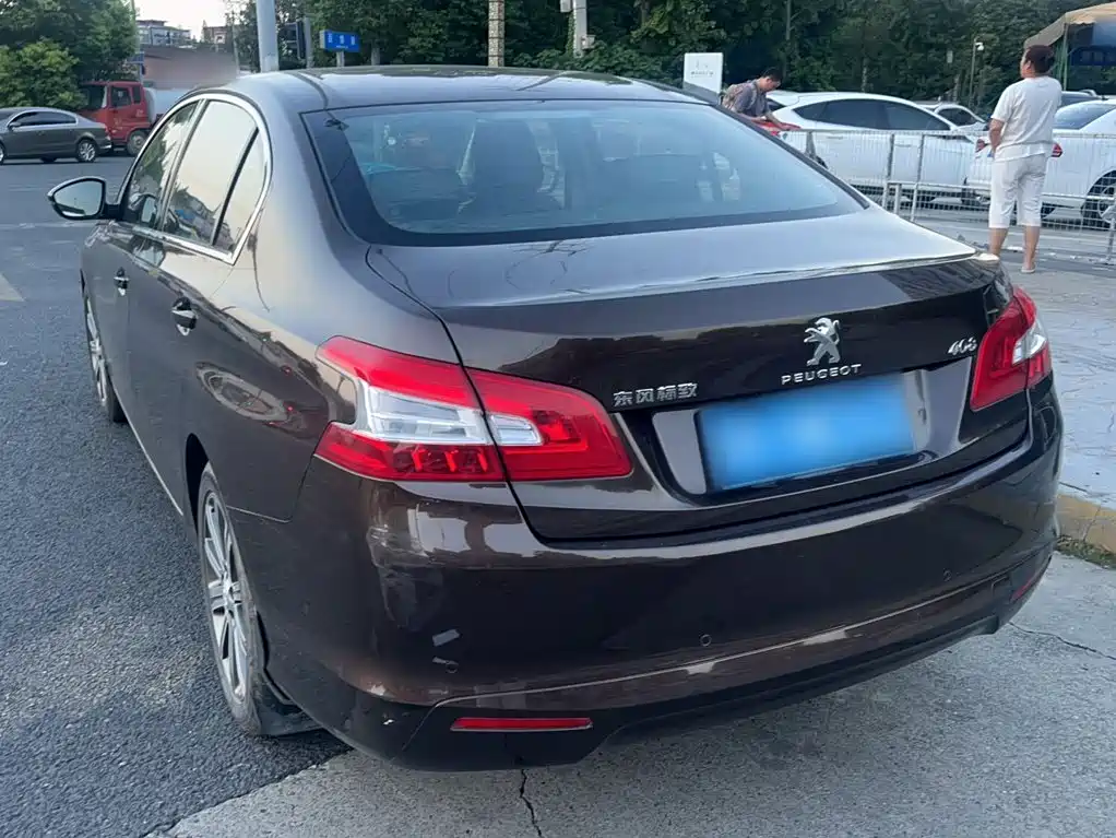Peugeot 408 — миниатюра 25
