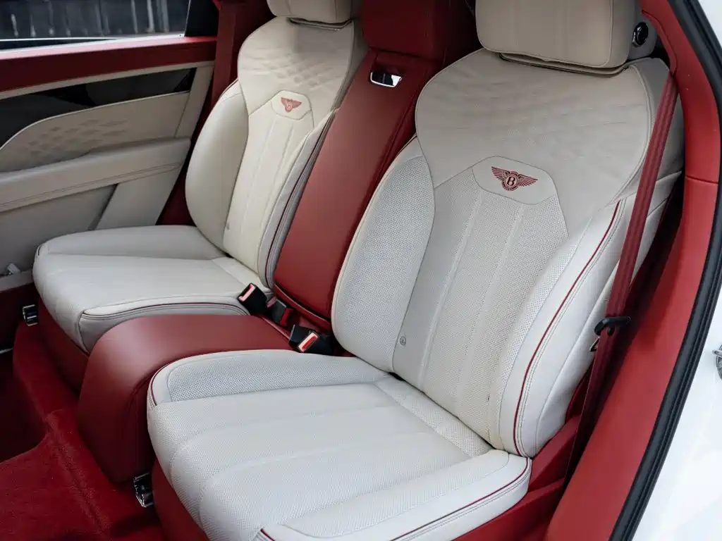 Bentley Bentayga — миниатюра 20