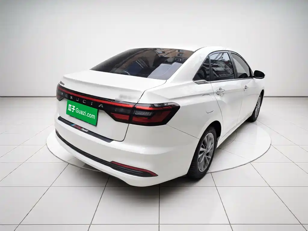 Venucia D60 — миниатюра 4