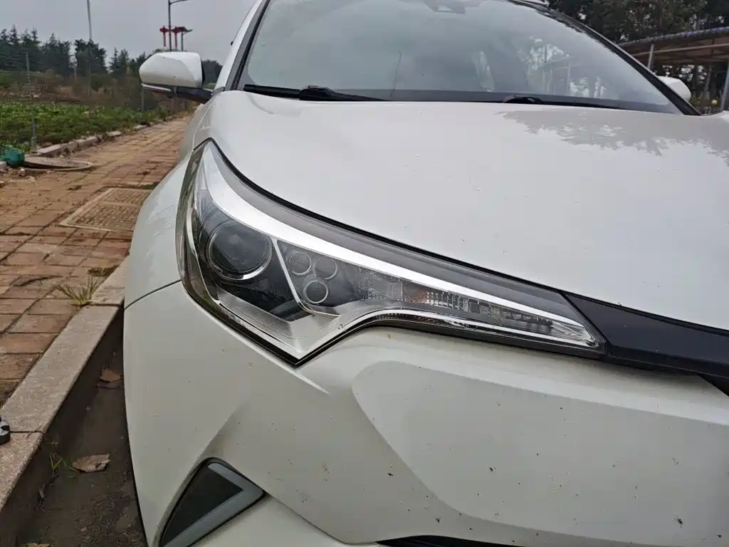 Toyota IZOA — миниатюра 7