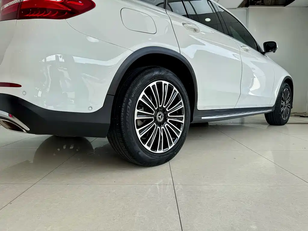 Mercedes-Benz GLC — миниатюра 21