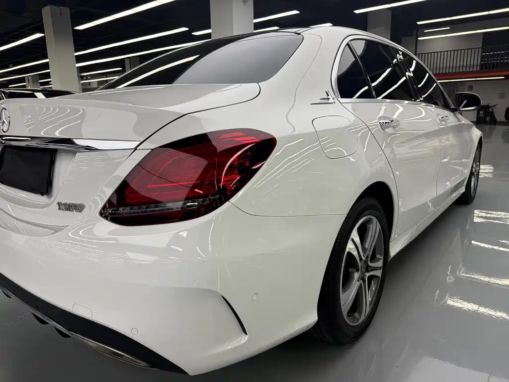 Mercedes-Benz C-Class — миниатюра 27