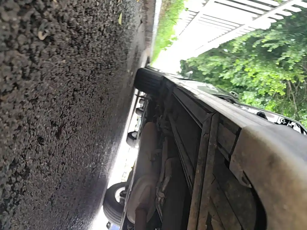 Geely Haoqing SUV — миниатюра 21