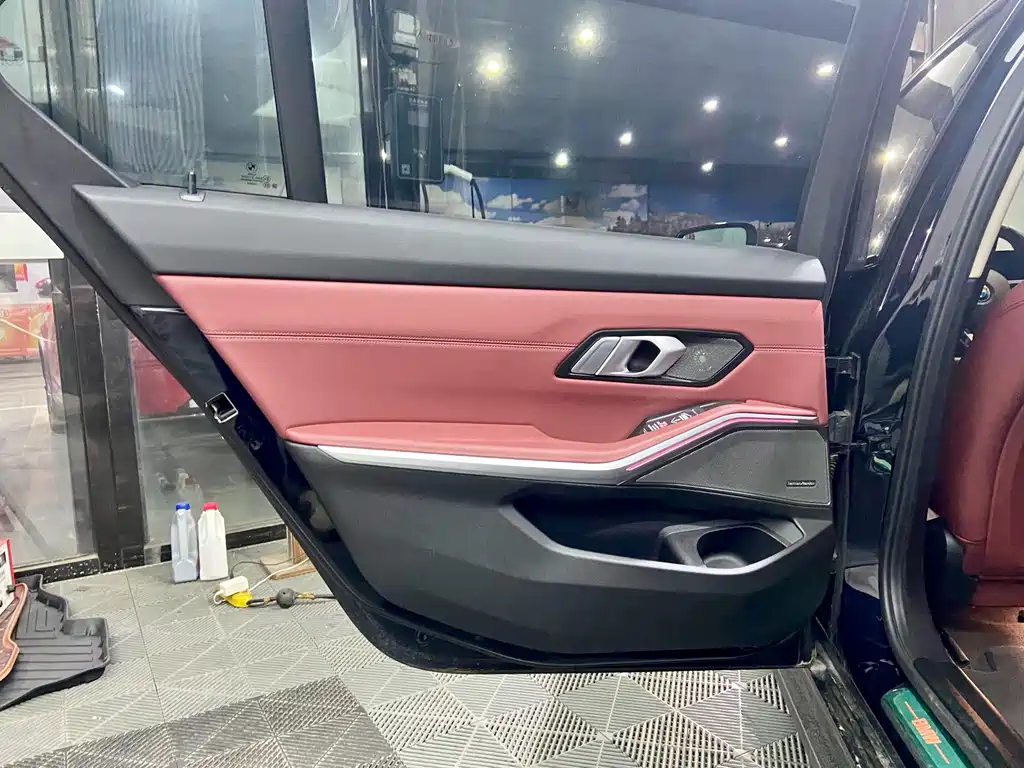 BMW i3 — миниатюра 13