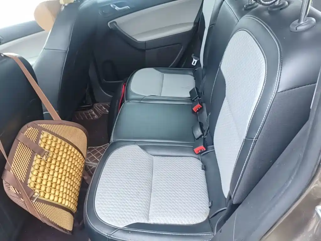 Skoda Yeti — миниатюра 17