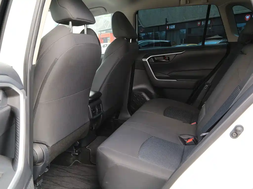 Toyota Wildlander — миниатюра 20