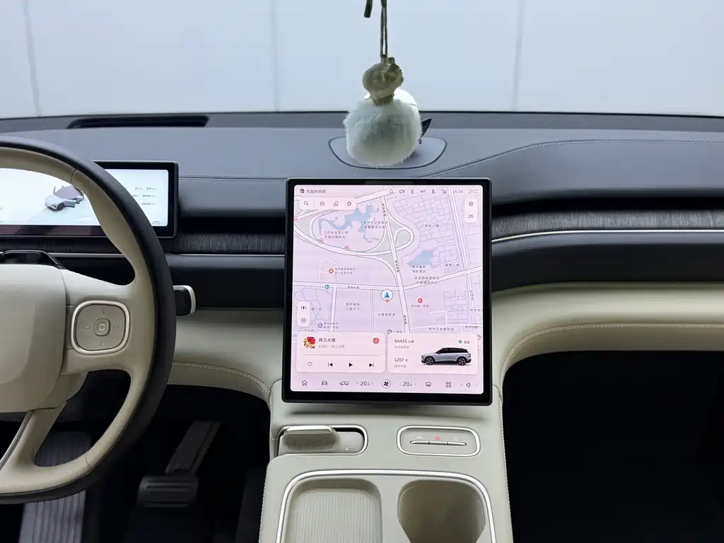 NIO ES6 — миниатюра 6