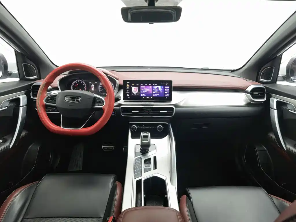 Geely Binyue — миниатюра 5