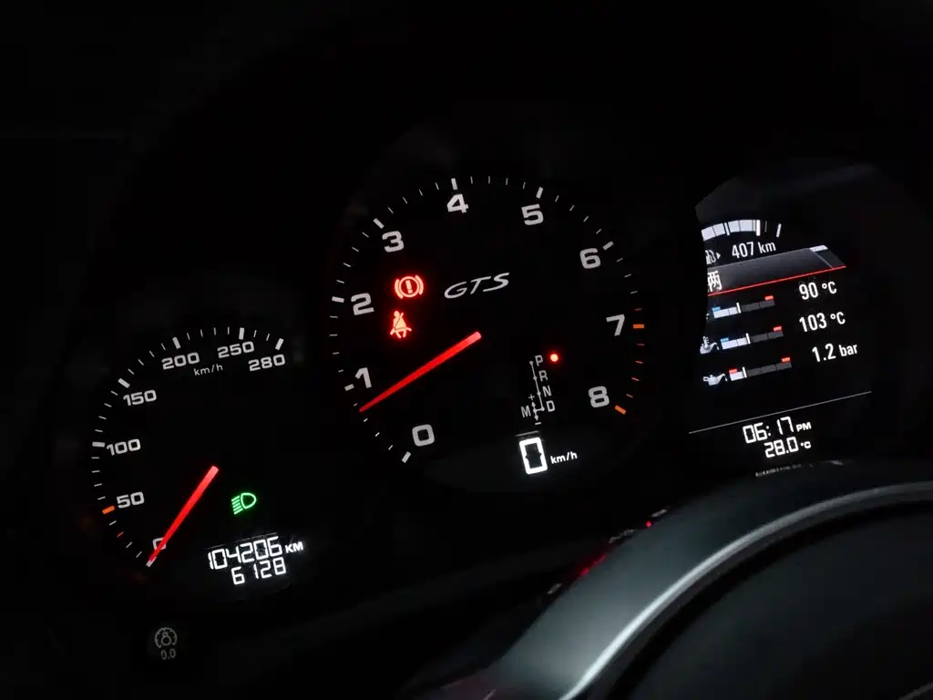 Porsche Macan — миниатюра 23