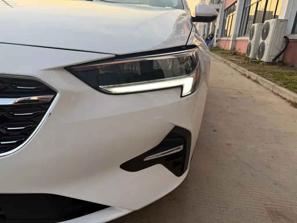 Buick Regal — миниатюра 4