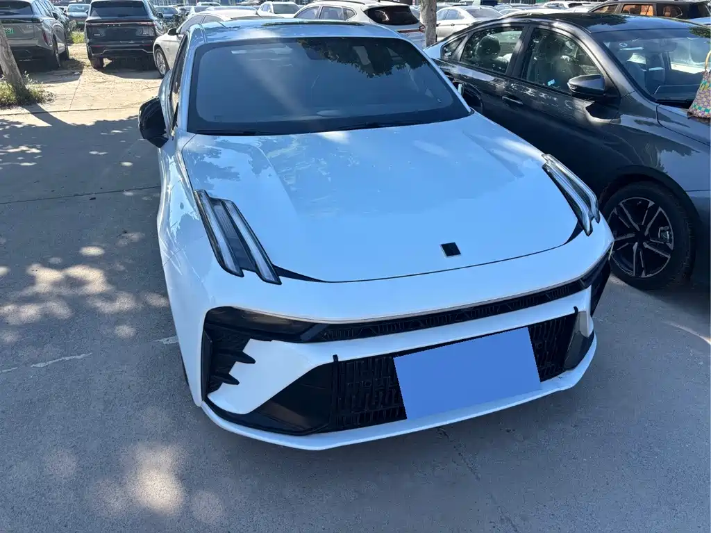 Lynk & Co 03 — миниатюра 3
