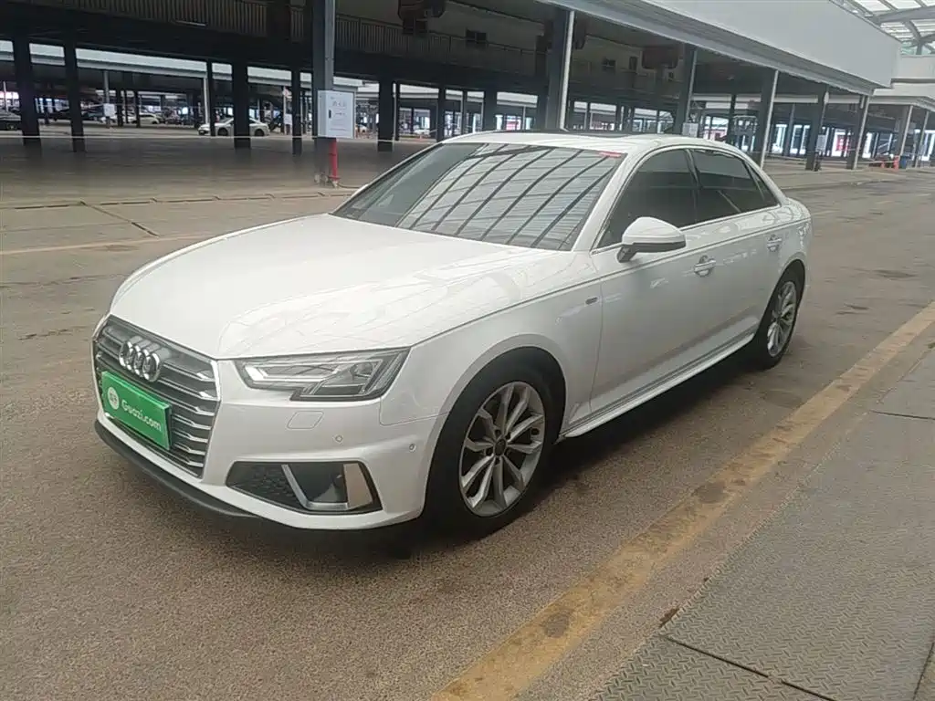 Audi A4L 2019