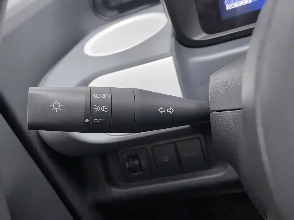 Wuling MINIEV — миниатюра 21
