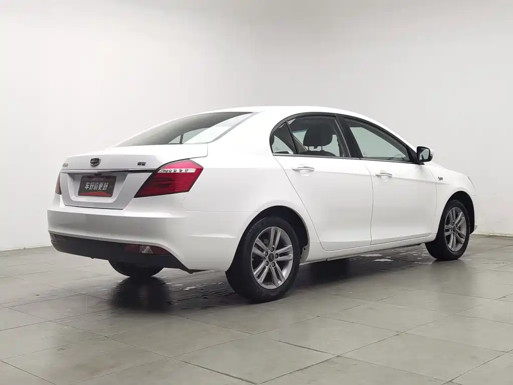 Geely Emgrand — миниатюра 2