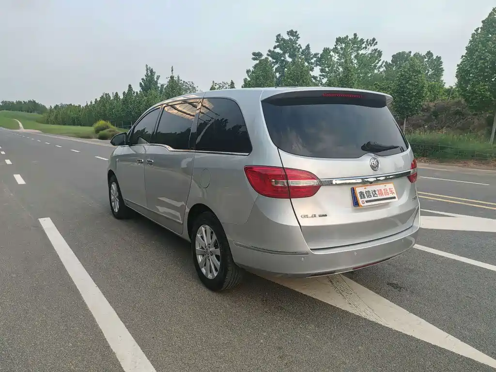 Buick GL8 — миниатюра 22