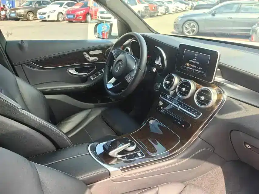 Mercedes-Benz GLC — миниатюра 4