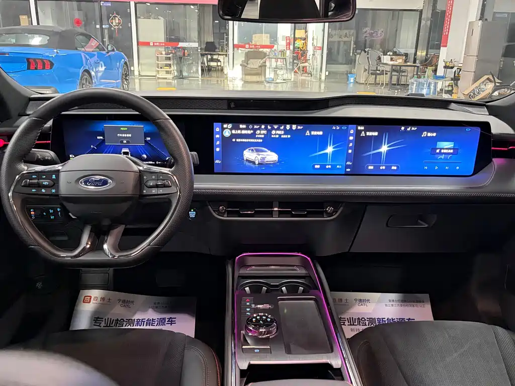 Ford Mondeo — миниатюра 9