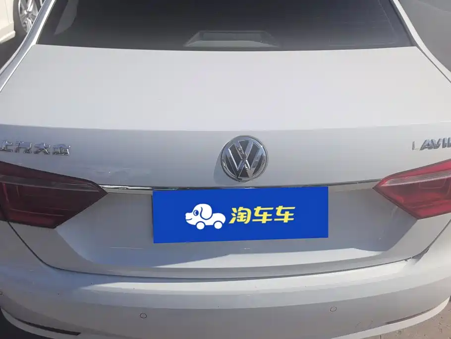 Volkswagen Lavida — миниатюра 4