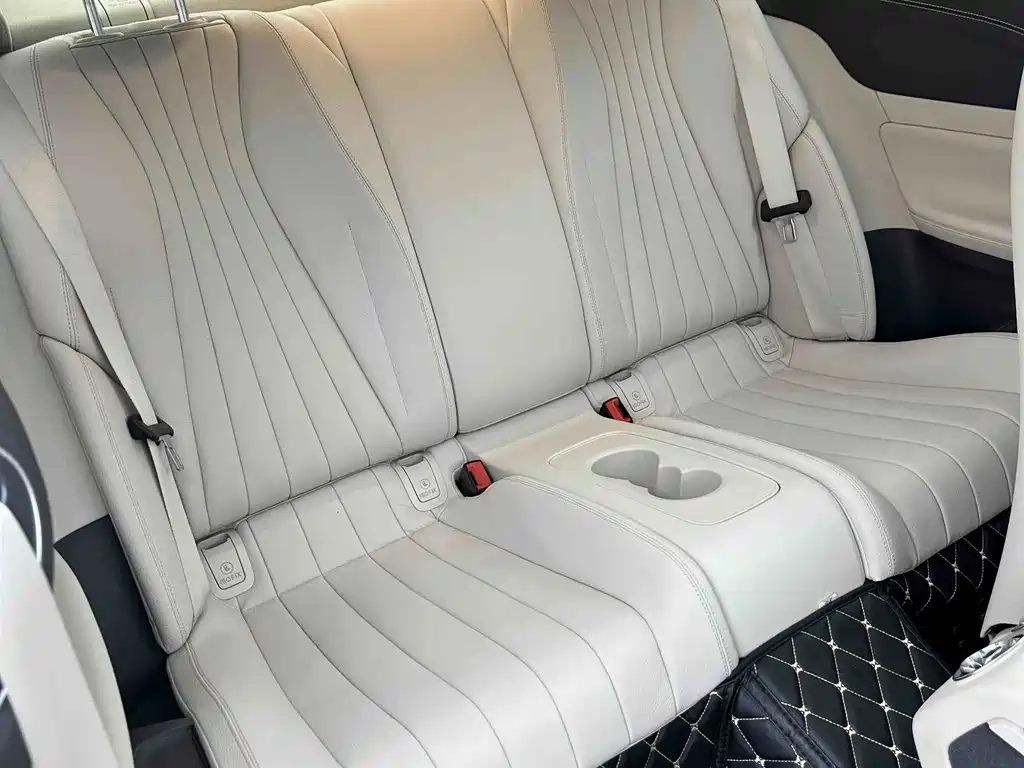 Mercedes-Benz E-Class (Import) — миниатюра 5
