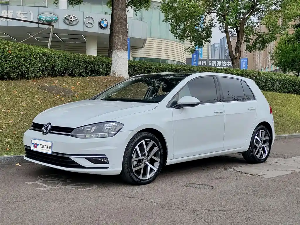Volkswagen Golf 2020