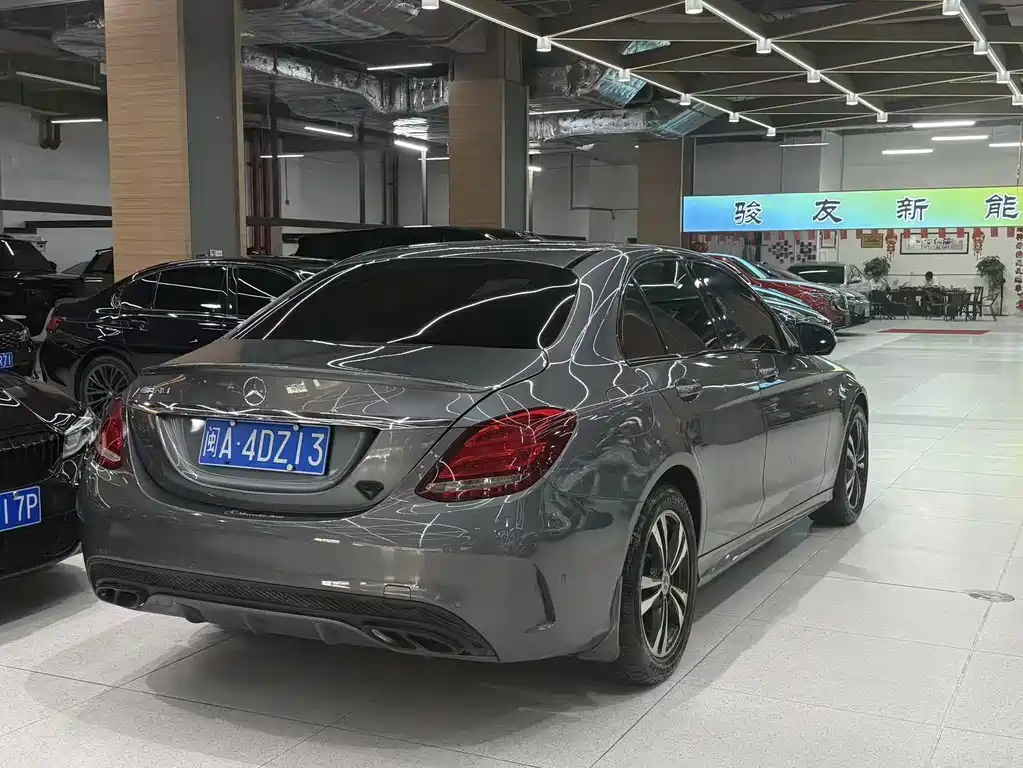 Mercedes-Benz C-Class — миниатюра 6