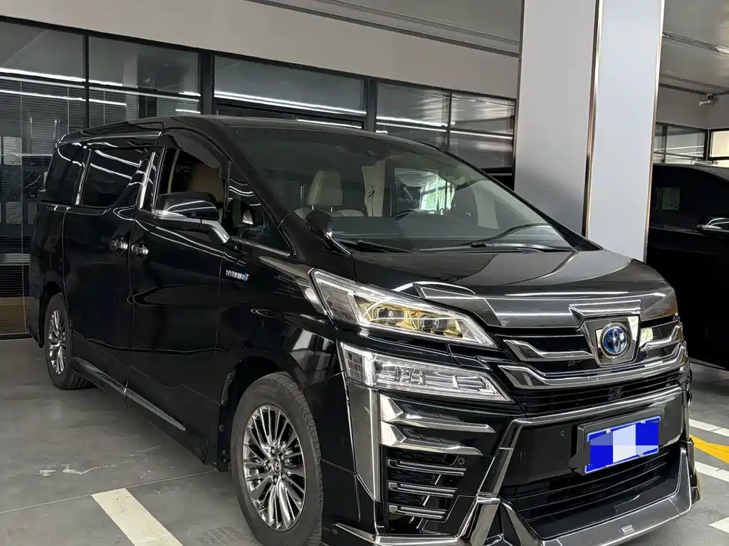 Toyota Vellfire — миниатюра 4