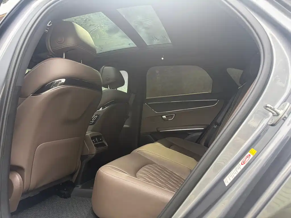 BYD Han — миниатюра 7