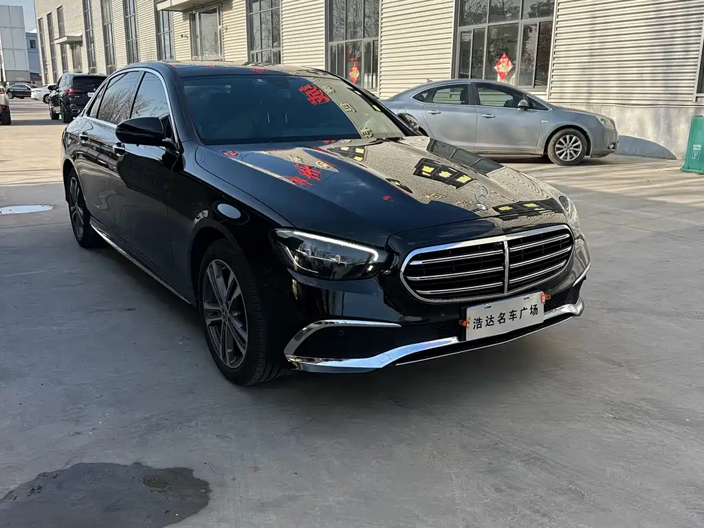 Mercedes-Benz E-Class — миниатюра 3