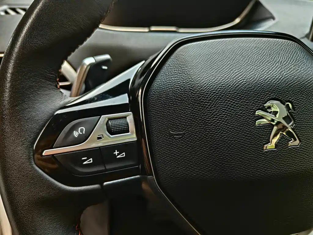 Peugeot 4008 — миниатюра 12