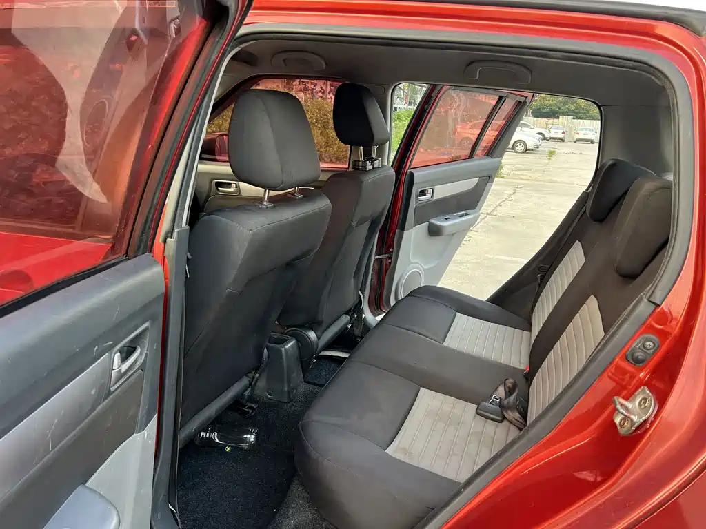 Suzuki Swift — миниатюра 6