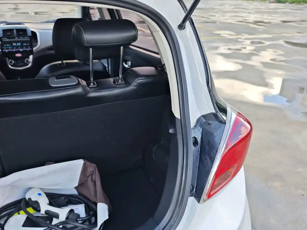 Changan Benben E-Star — миниатюра 22